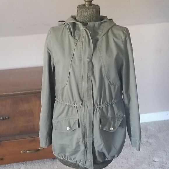 Light utility jacket - Picture 3 of 6